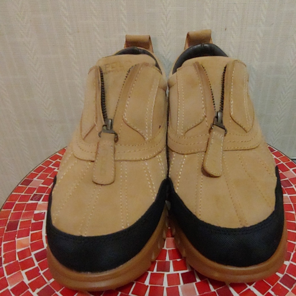 #004- Polo by Ralph Lauren shoes. Size 10.5 d